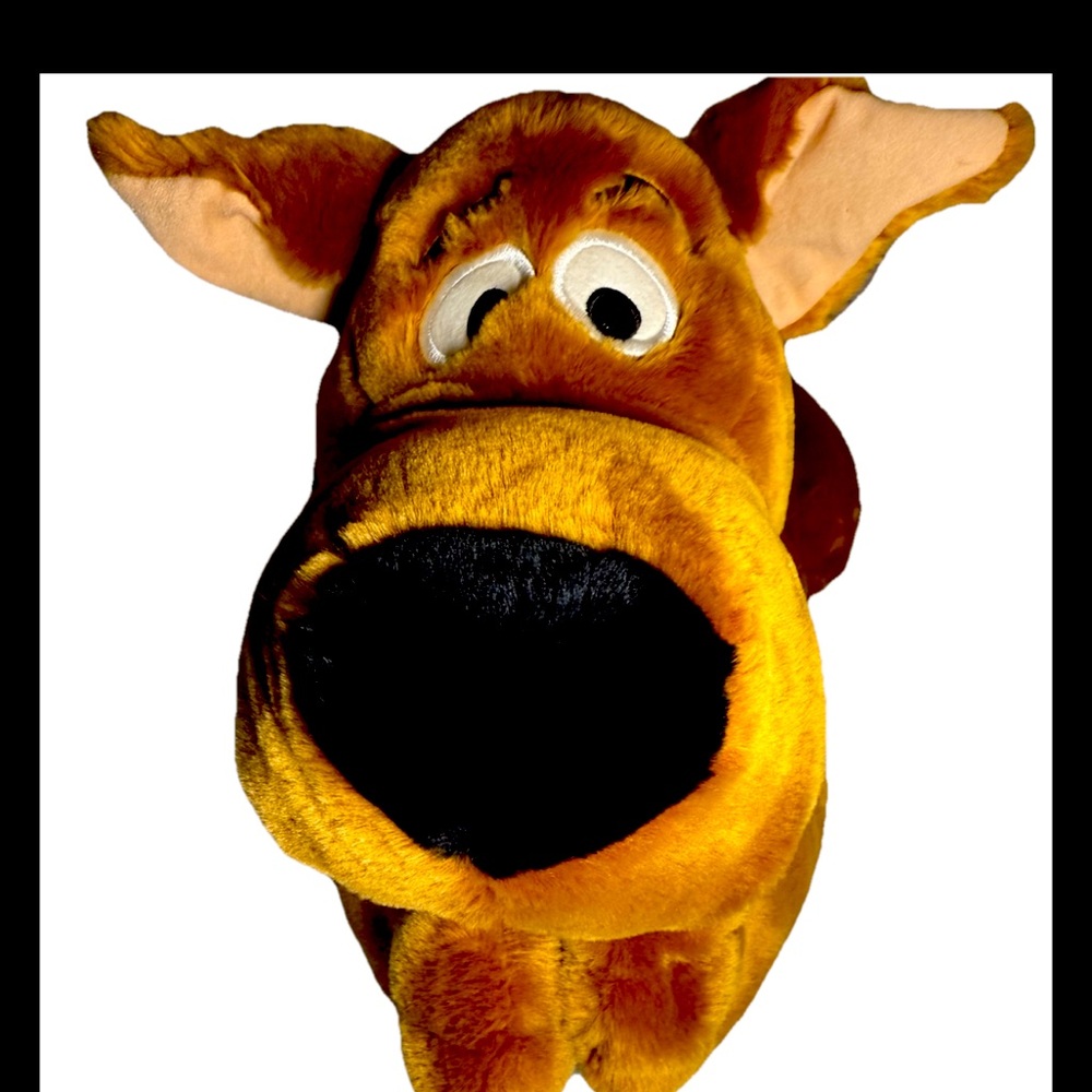 Scooby doo vintage stuffed animal by universal 2005